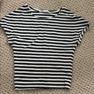 Zara Black and White Cap Sleeve Crop Top